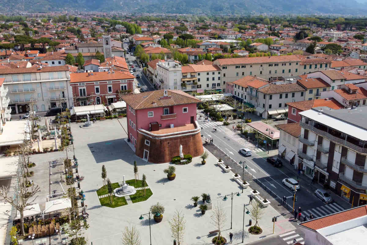 veduta aerea di forte dei marmi