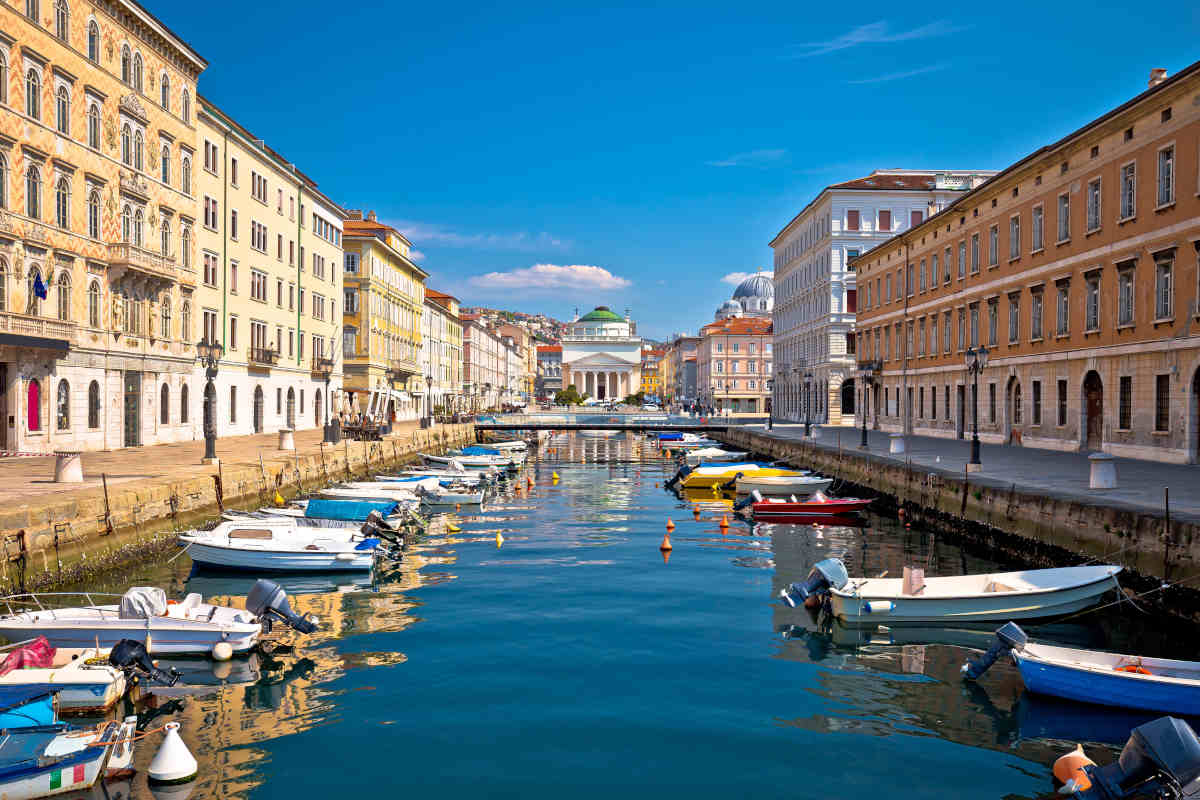 piazza ponte rosso trieste