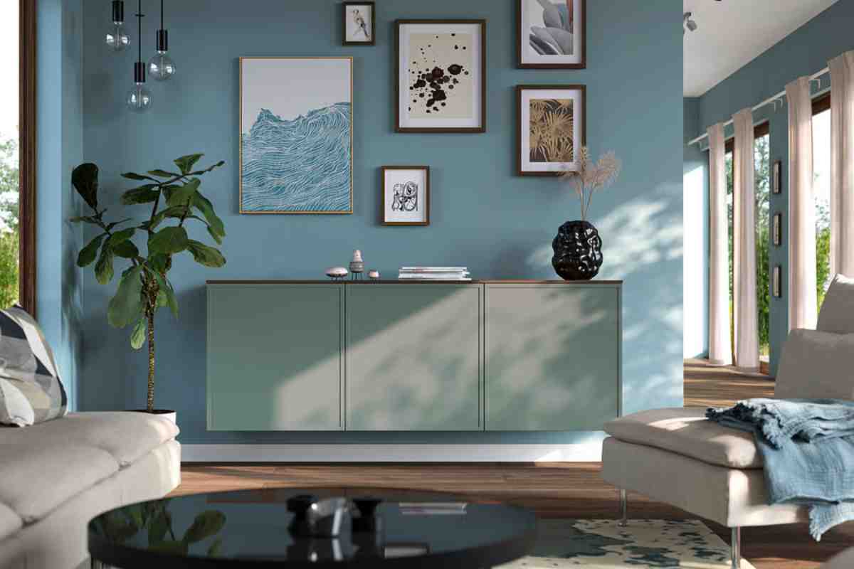 interno di un soggiorno con mobili Ikea dai nomi strani