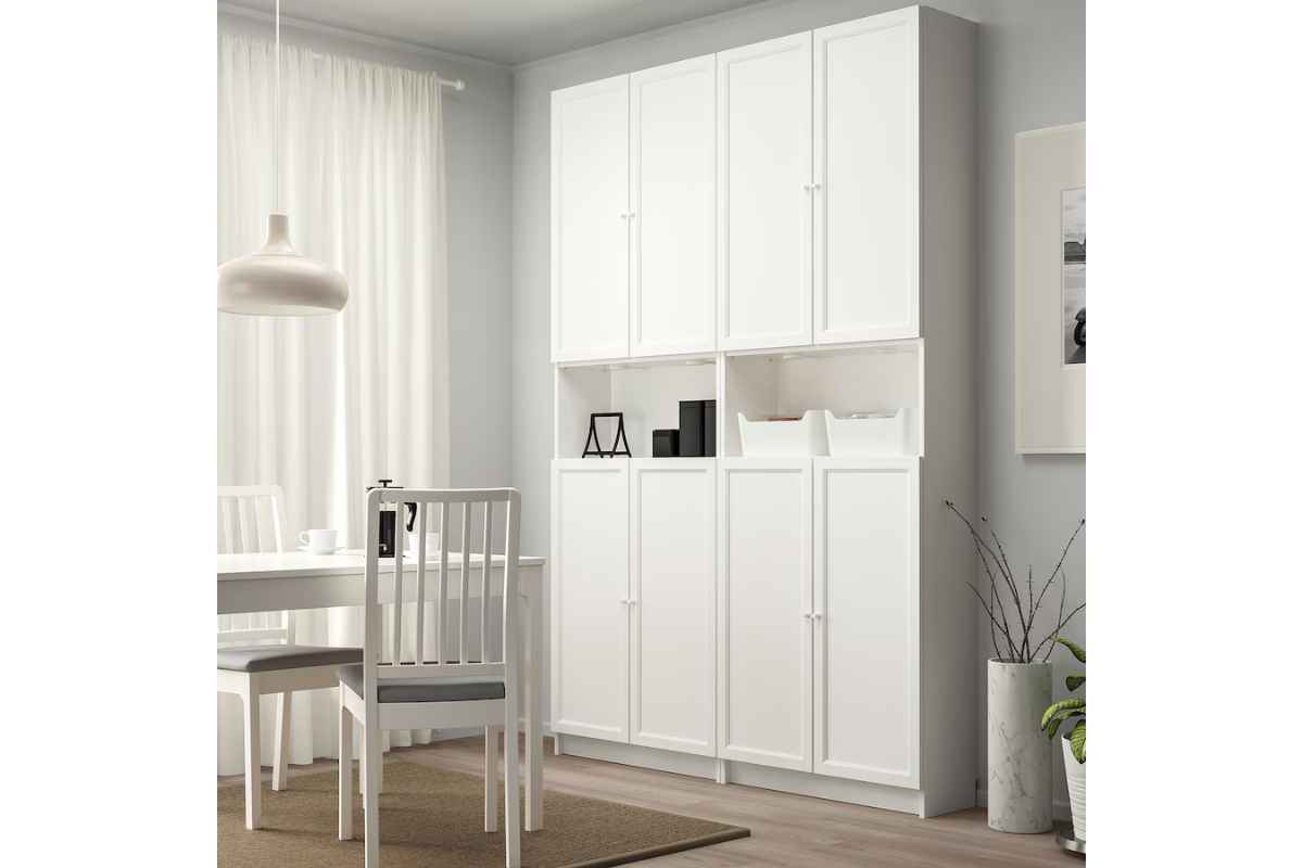 composizione BILLY OXBERG Ikea per creare un mobiletto credenza per la cucina