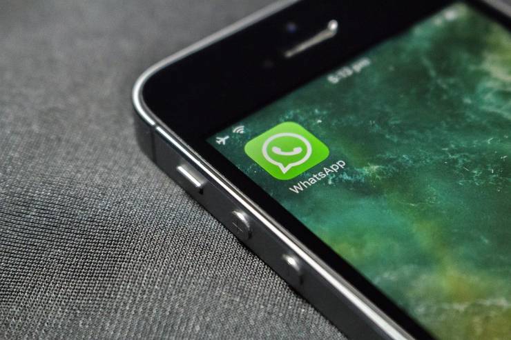 La truffa dell'amico su WhatsApp