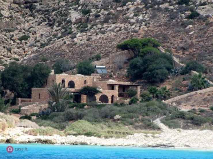 villa modugno isola dei conigli