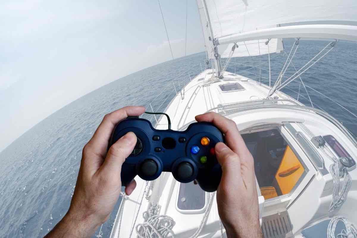 barca comandata dal joystick