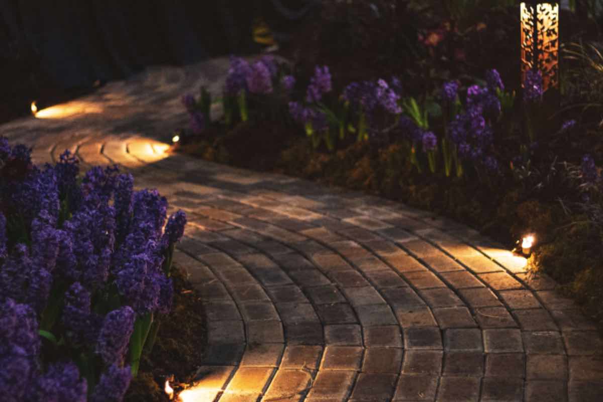 Le migliori luci da giardino per la tua casa di design