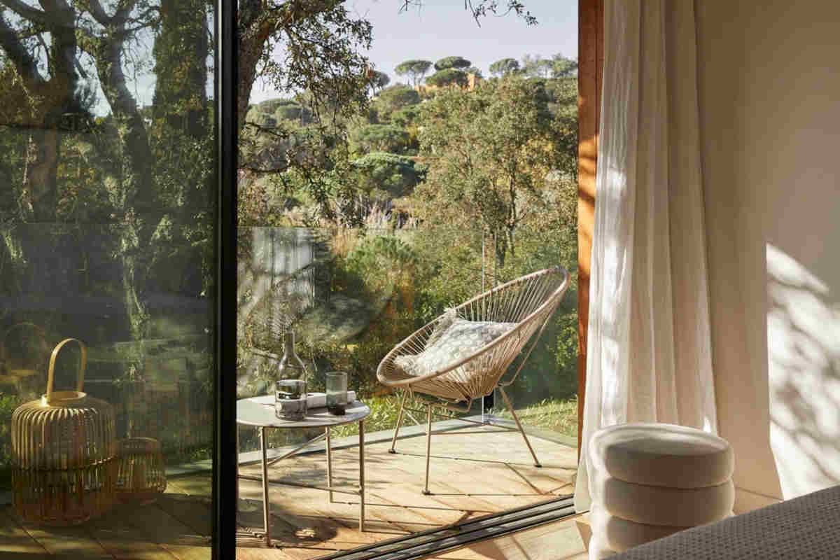 Vuoi una sedia di design per il giardino o il balcone? Devi provare assolutamente Bahia!