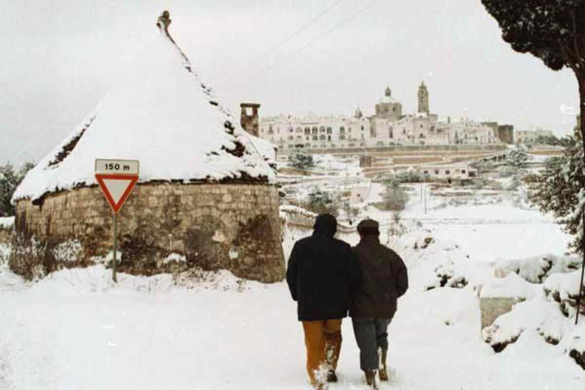 Locorotondo: borgo circolare italiano