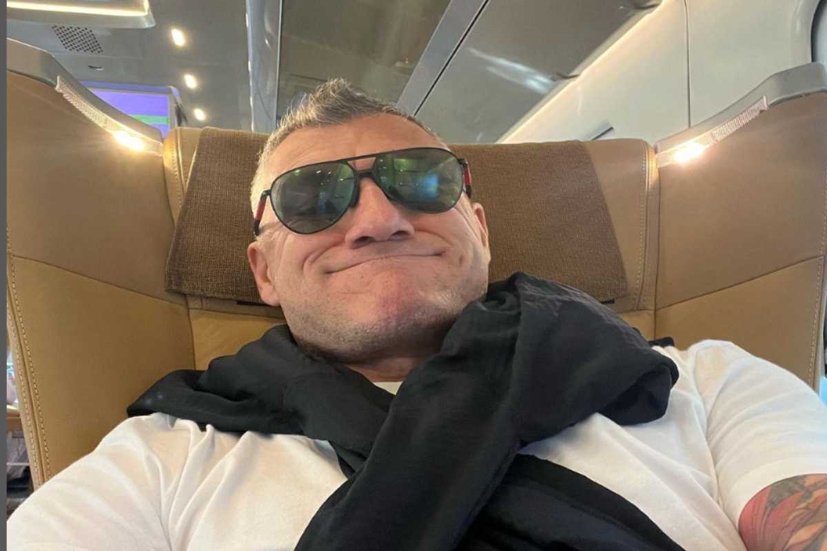 Bobo Vieri incendia la cucina di casa