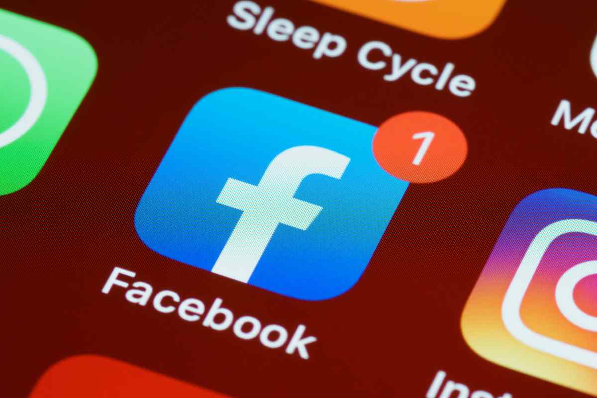 Notifica sul cellulare dell'app Facebook