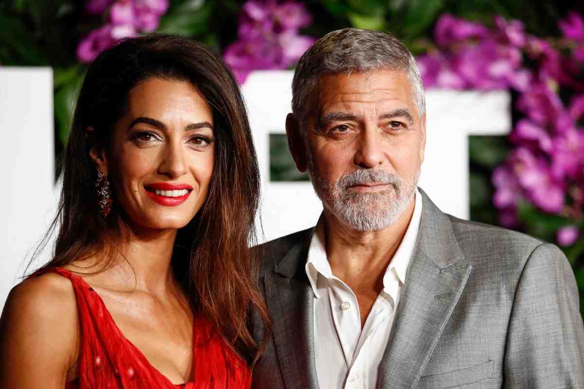 I Clooney via da Laglio, ma Amal porta con sé un pezzo d’Italia