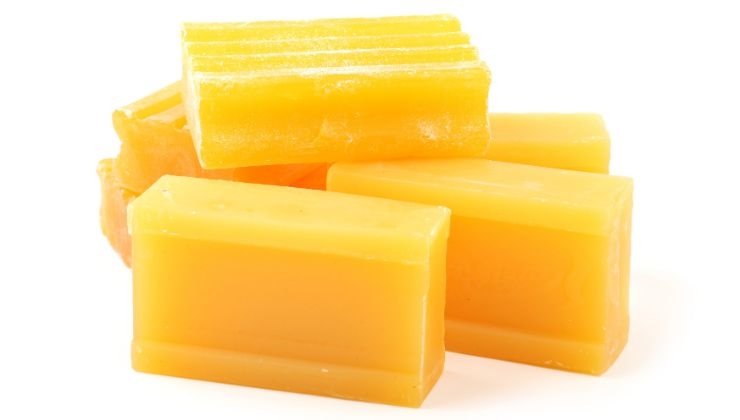 sapone giallo rimedio della nonna