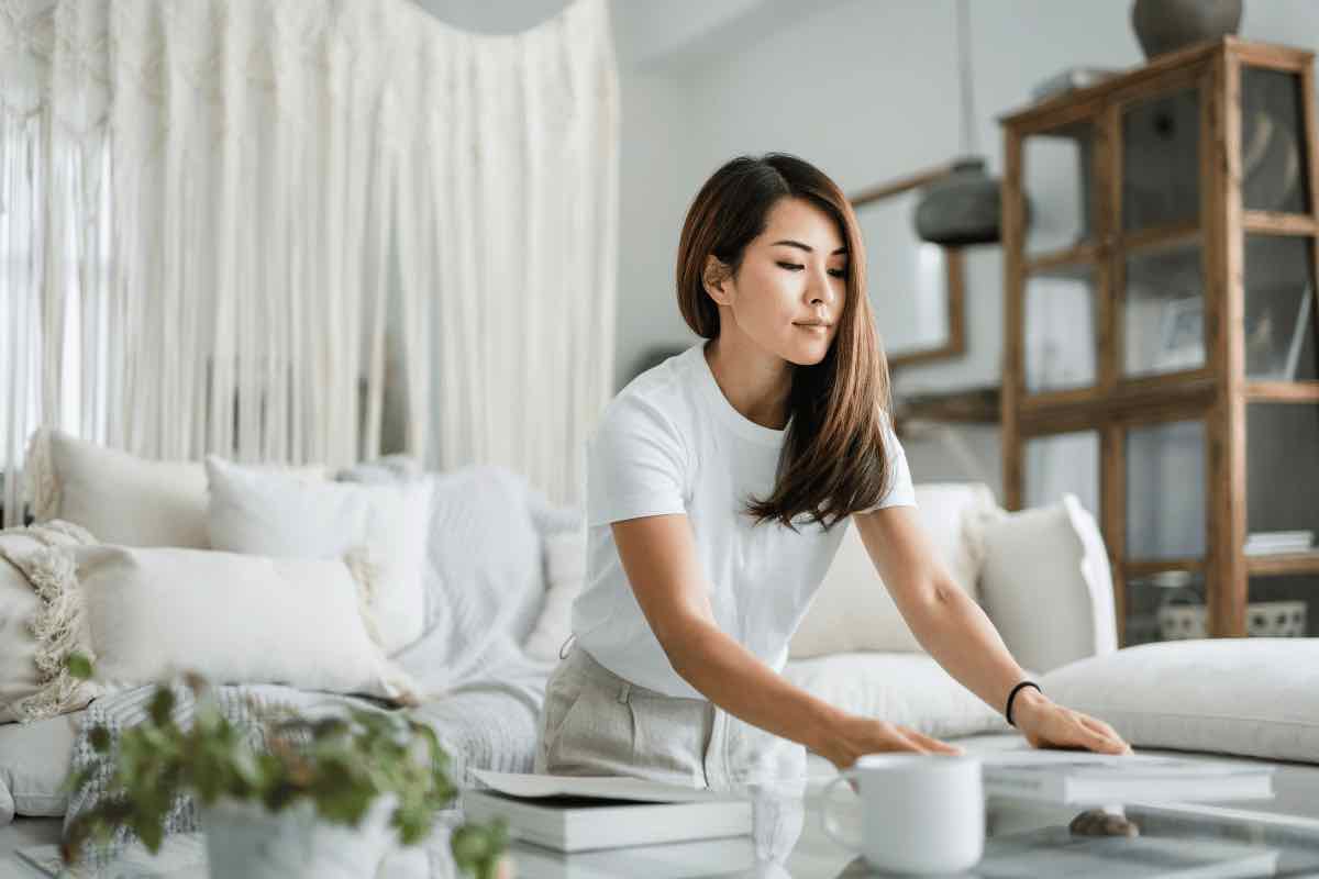 Ecco come tenere in ordine il soggiorno grazie a questi semplici trucchetti