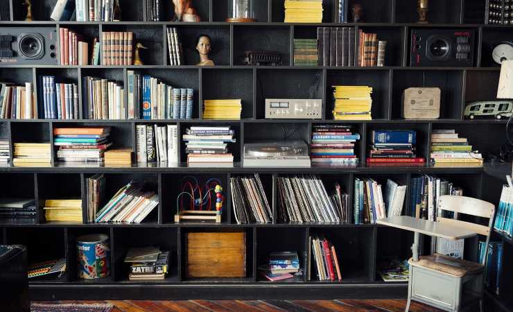 Come arredare casa con le librerie da parete: i 7 consigli indispensabili  per non sbagliare