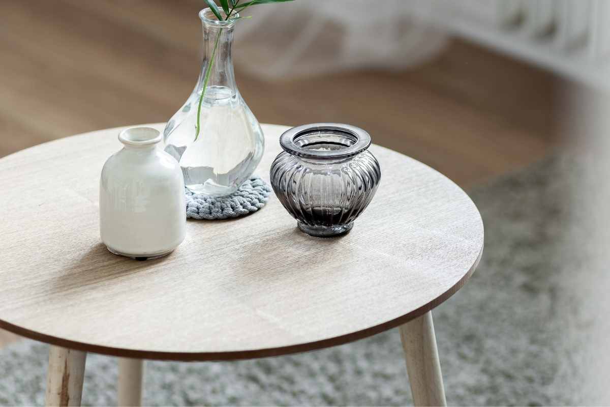 Stylish and modern coffee table in the living room?  Don’t spend hundreds of euros, run to IKEA