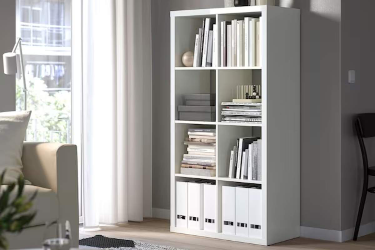 Trasforma la semplice libreria Ikea con due mosse: cambierà tutto l’aspetto della tua casa