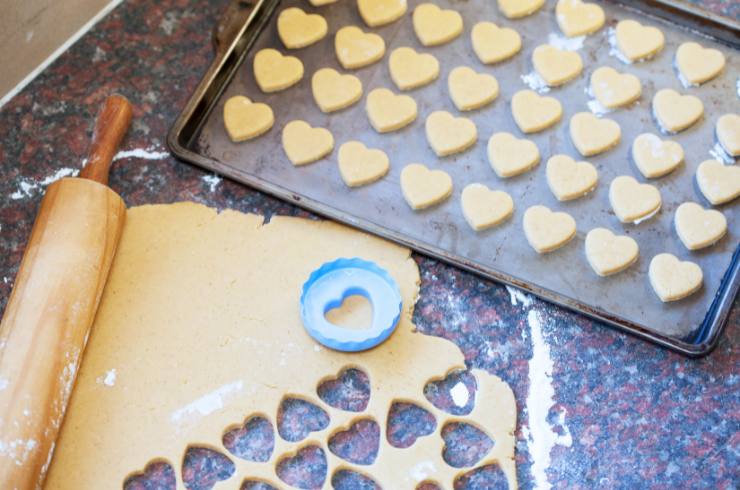 Preparare i biscotti con il mattarello di Ikea