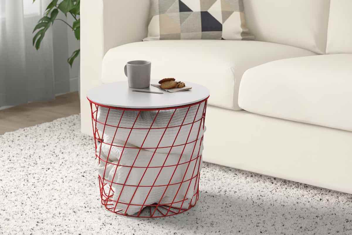 Tavolino contenitore in offerta da Ikea: tutti lo vogliono per il suo design unico