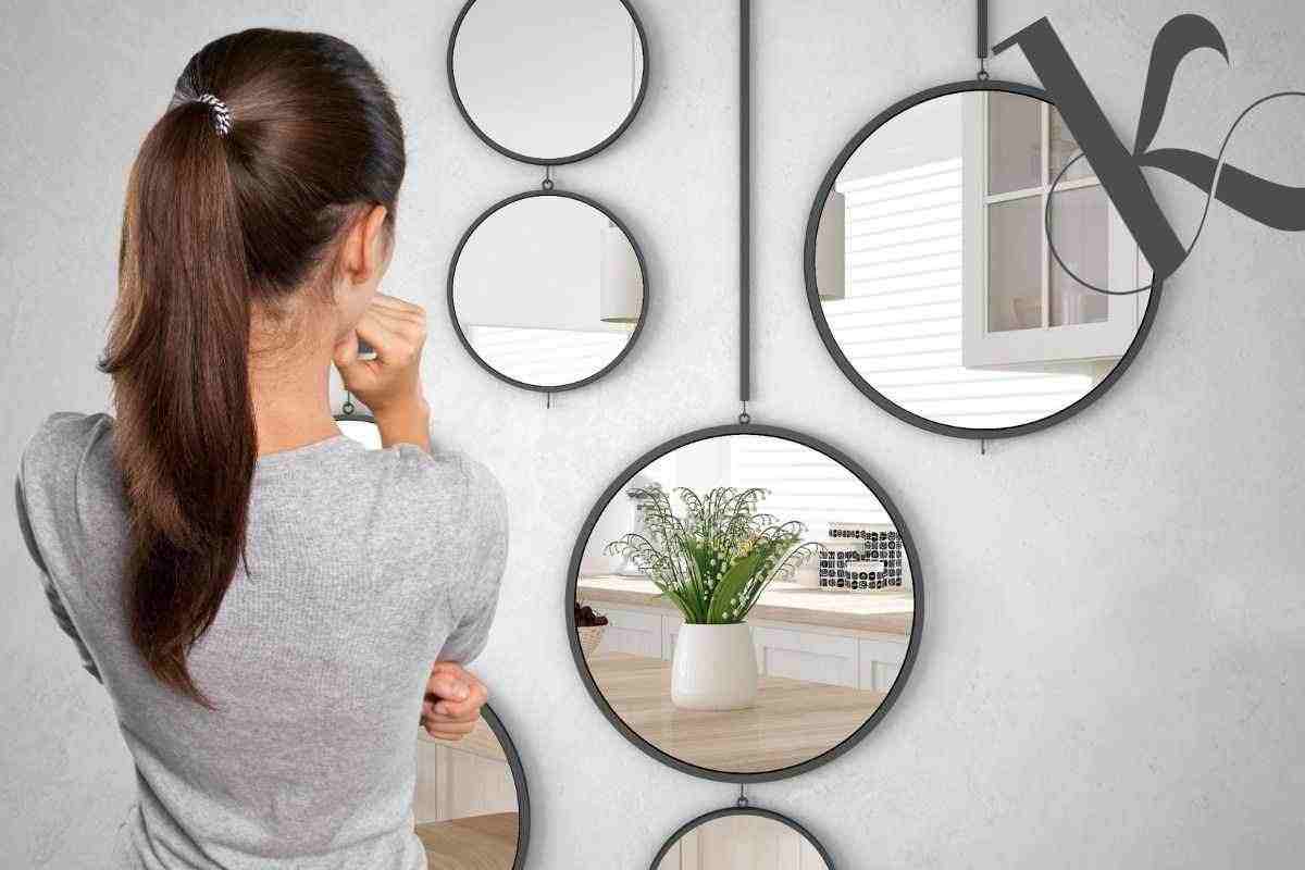 Specchi in casa: le idee d’arredo più originali per un salotto moderno e raffinato