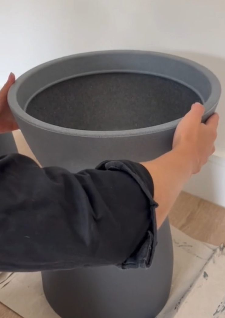 Come un vaso si trasforma in comodino trucco per l'arredamento