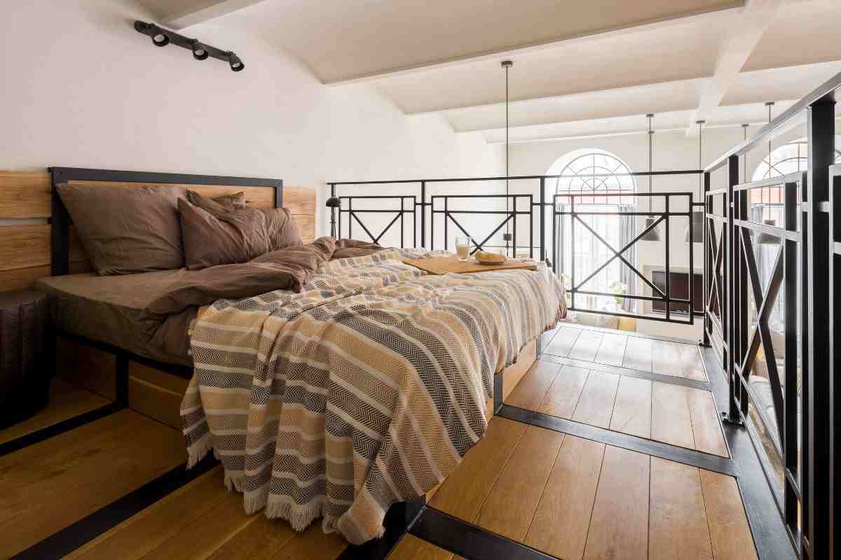 Camera da letto piccola, la soluzione geniale per recuperare spazio: vi farà ‘volare’