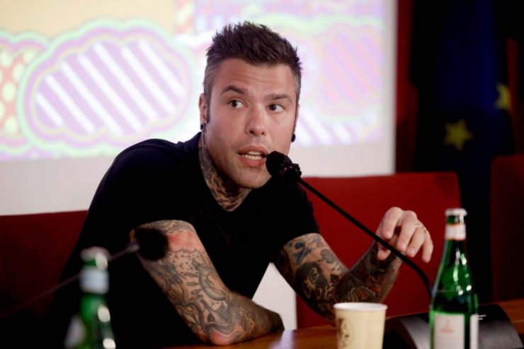 Fedez casa affitto cifra