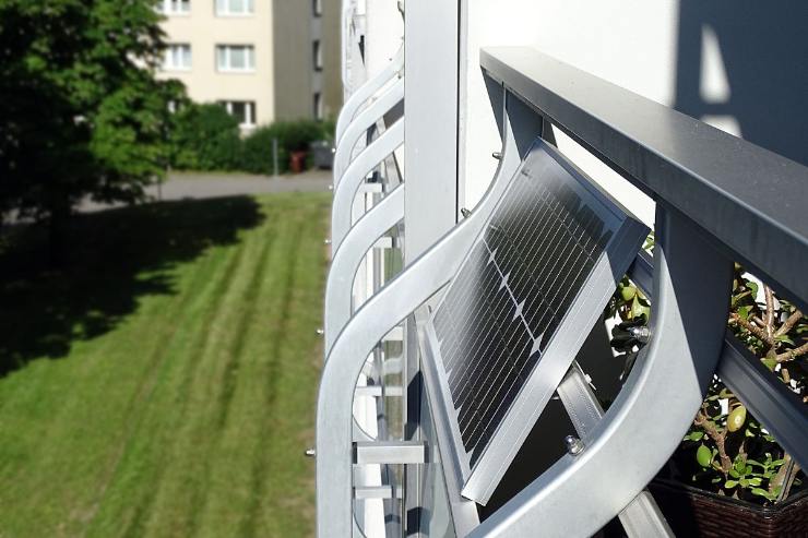 fotovoltaico da balcone idea risparmio bolletta