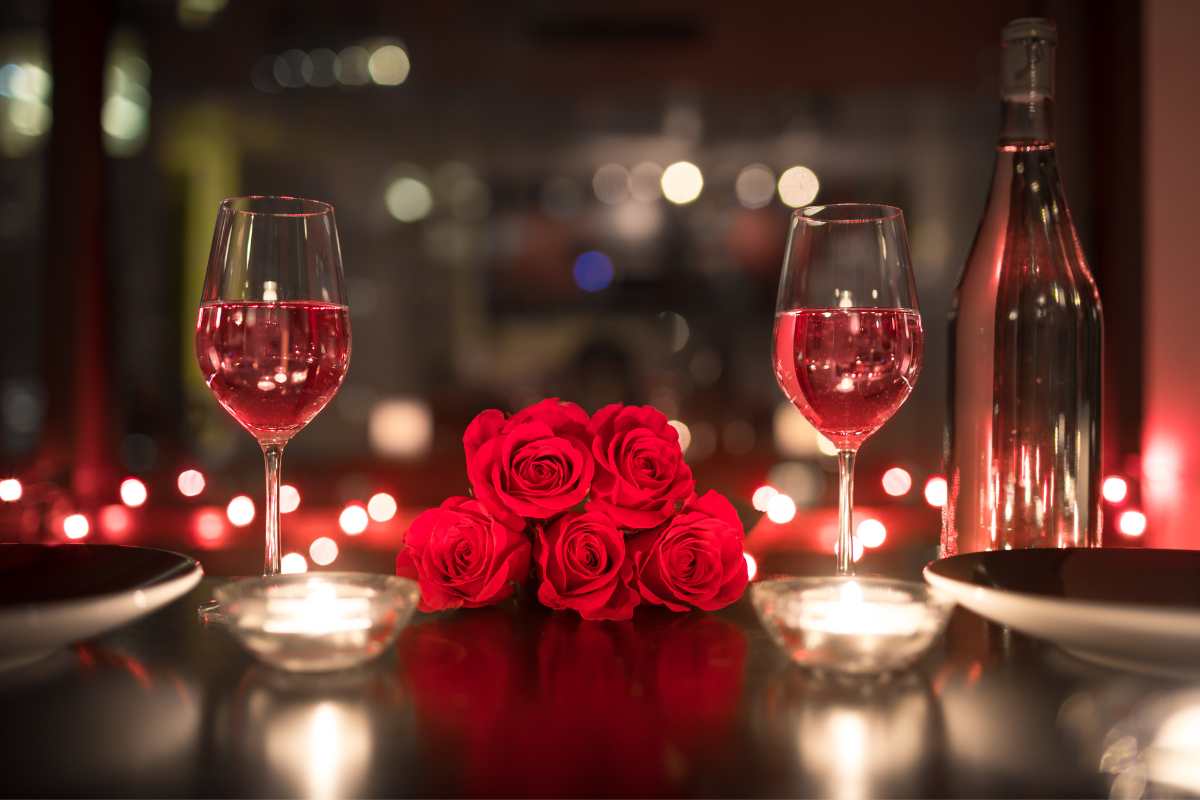 cena romantica illuminazione