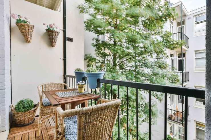 balcone piccolo e stretto idee arredamento