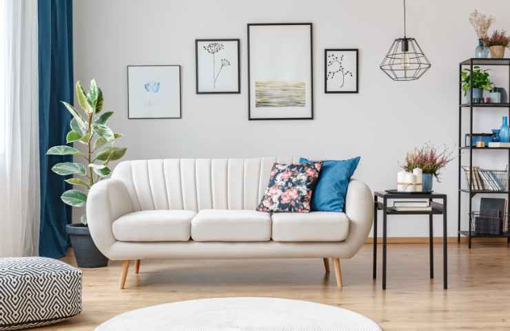 Come scegliere il divano per un soggiorno piccolo
