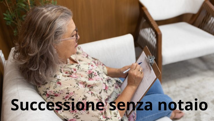 La dichiarazione di successione si può fare senza notaio