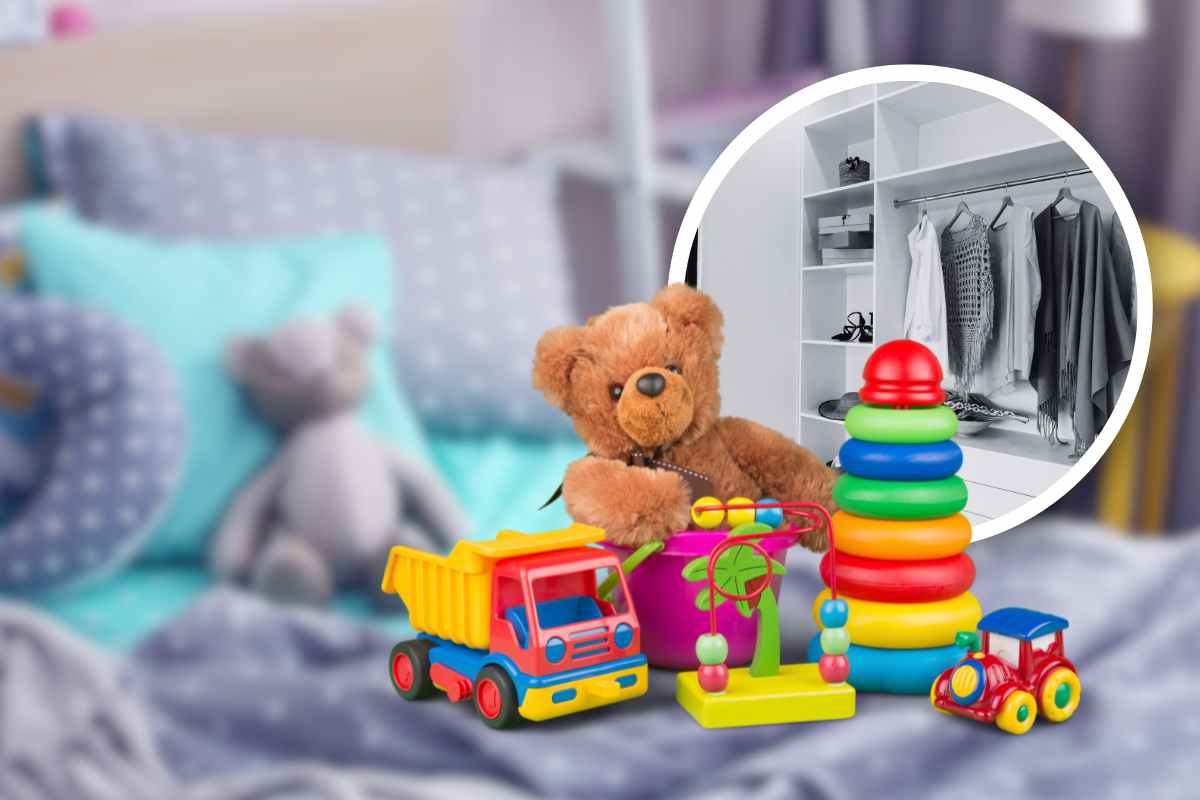 Cabina armadio con giocattoli