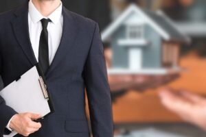 come scegliere agente immobiliare