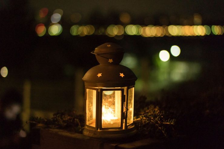 Come illuminare gli spazi aperti di casa