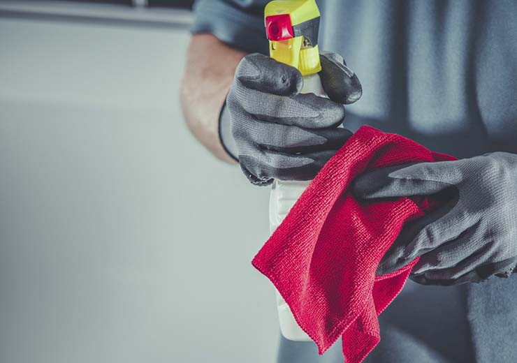 detergente fatto in casa per le pulizie