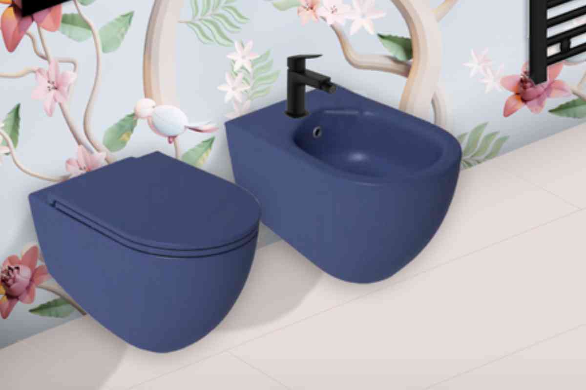 Sanitari blu sospesi Bathcore Infinity 
