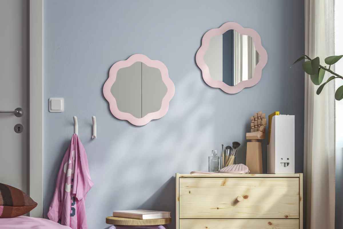 Specchio ondulato PRUNKHALLON Ikea