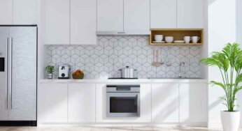 Finisce l’era della cucina bianca: questi sono i colori da scegliere nel 2025