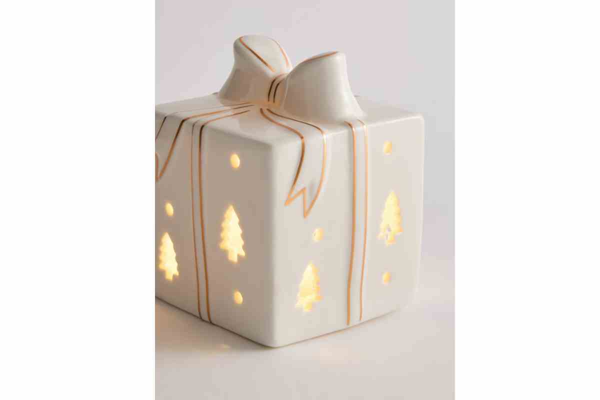 Scatola regalo in ceramica con led Primark