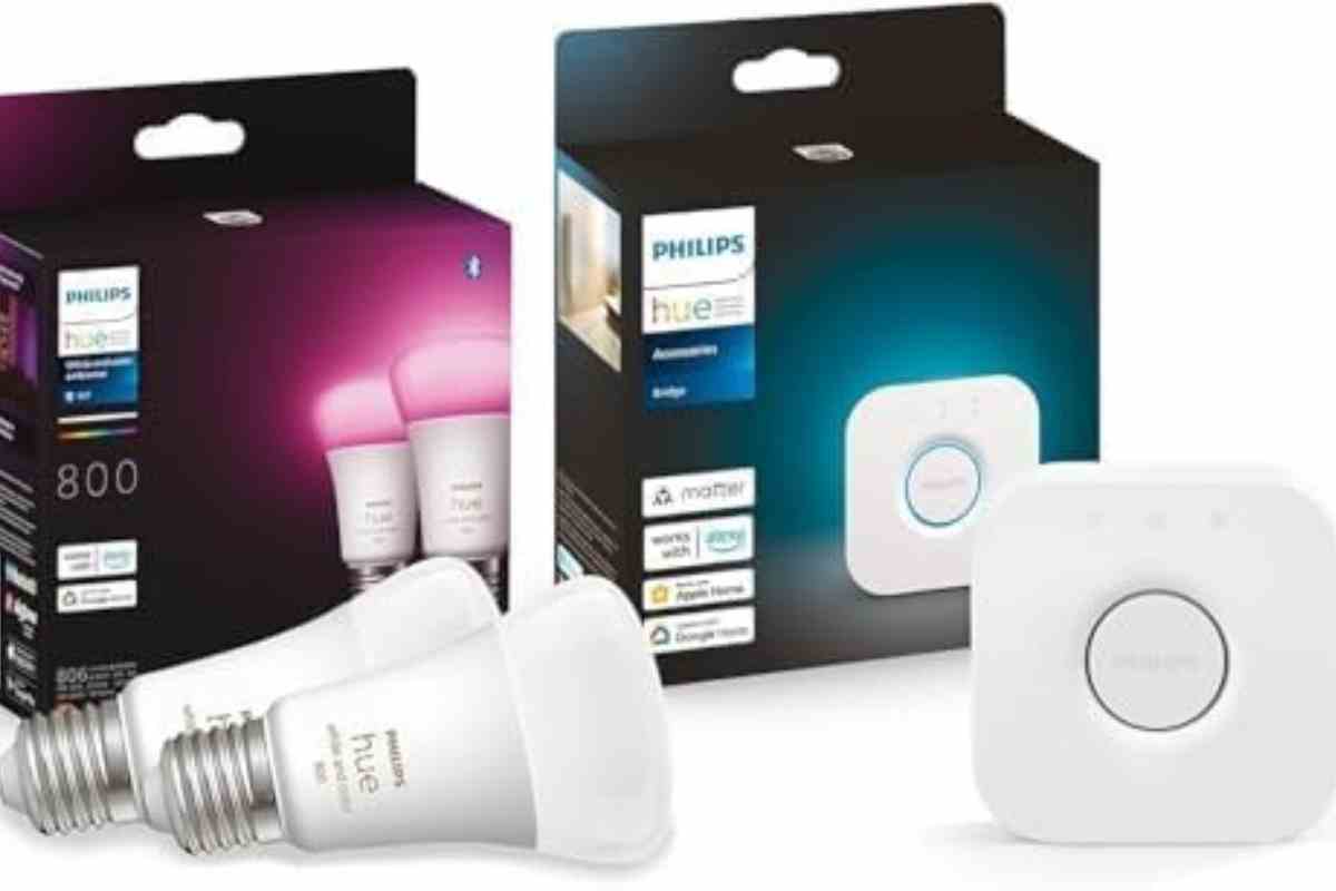 pacchetti con Lampadine smart Philips Hue e bridge