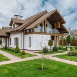 Casa con un giardino super curato
