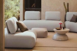 uno dei salotti da giardino Westwing, serie Olala con design arrotondato