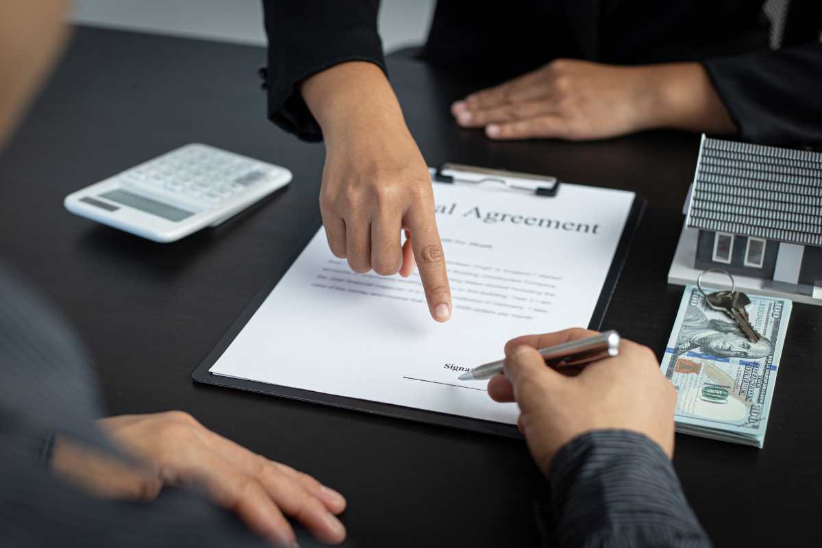firma su un contratto