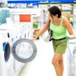 donna acquista lavatrice e asciugatrice