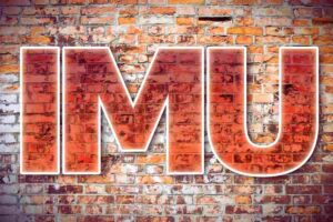 scritta IMU su muro