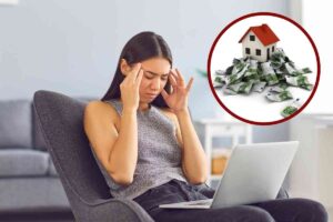 Donna preoccupata, casa e soldi