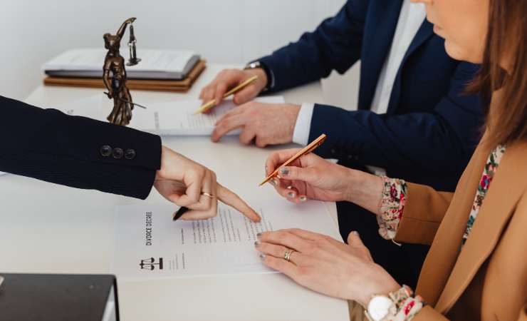Firma di un accordo