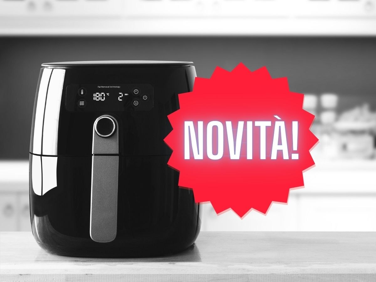sfondo con friggitrice ad aria e scritta novità