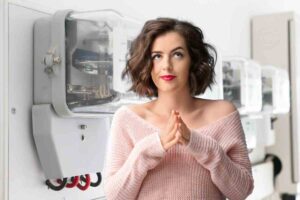 Contatori luce e persone furba