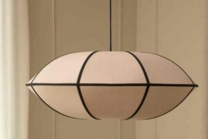 Uno dei lampadari in offerta Sklum