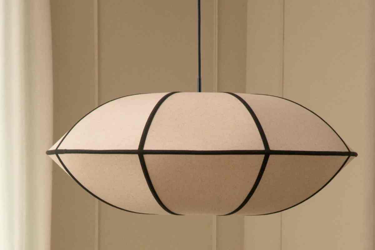 Uno dei lampadari in offerta Sklum