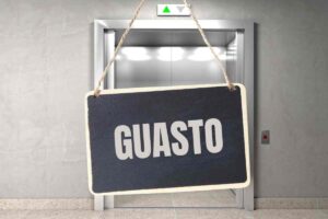 Ascensore guasto